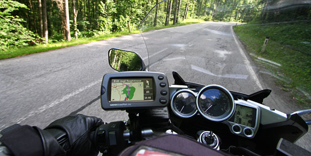 A Gesaeuse nemzeti parkon megyünk keresztül. A GPS nagy zöld foltnak jelöli.